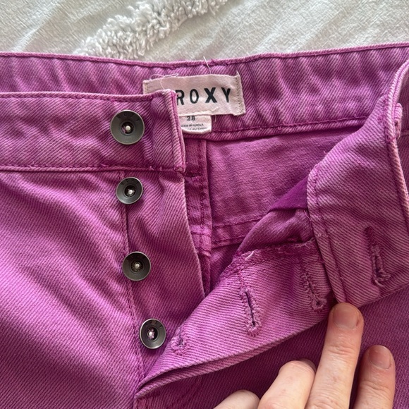 Roxy shorts. Size 28 - Picture 2 of 5